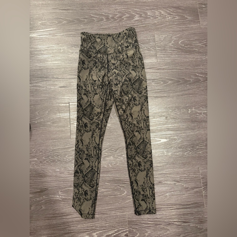 INC International Concepts Black and Gray Snake Skin Patterned leggings